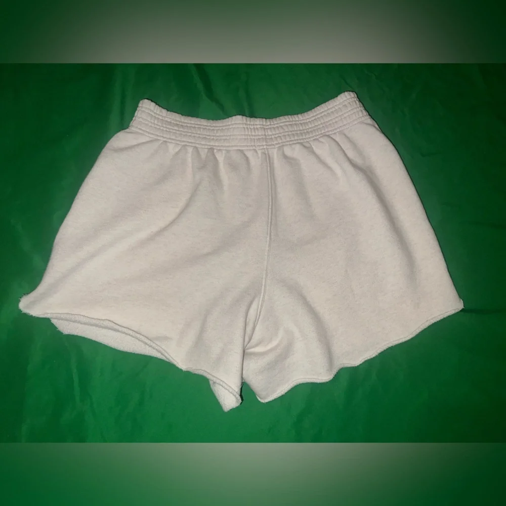 Aerie Cream Athletic Shorts size Medium